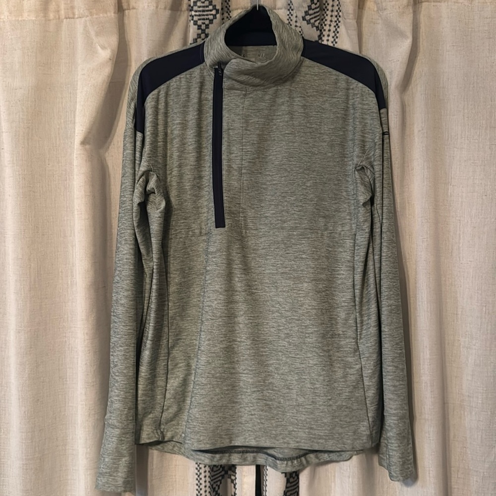 Under Armour Lightweight Pullover